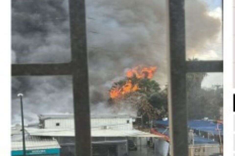 שריפה סמוך לתחנת הרכבת תל אביב ההגנה , ללא קדריט