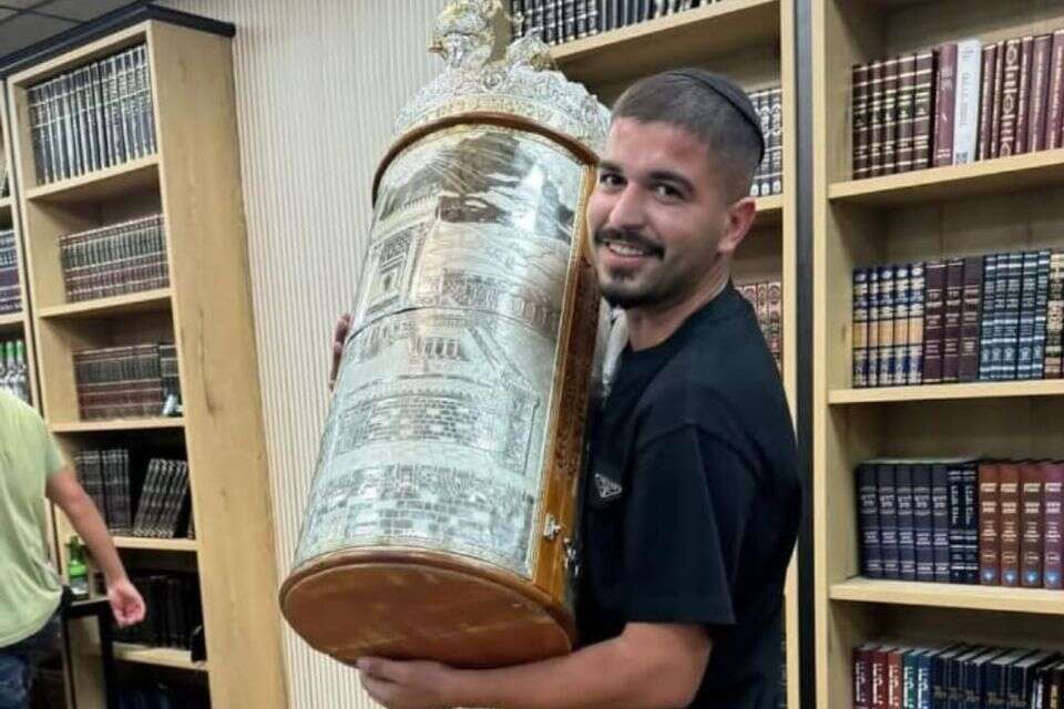 יעקב גולייב , ללא