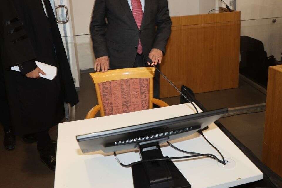 כיסא ראש הממשלה , יריב כץ