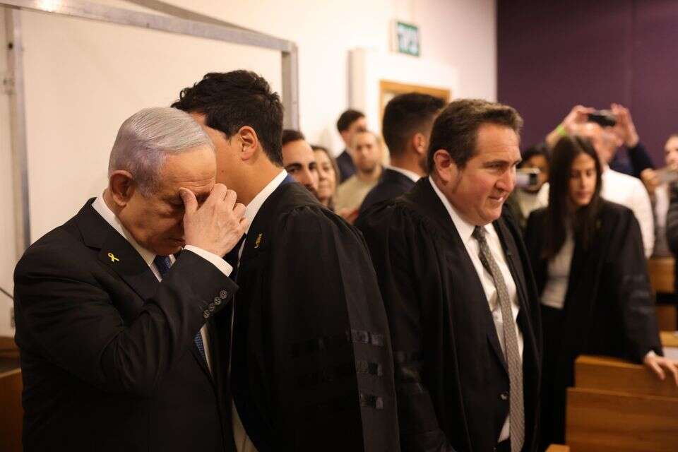 הציגו ציוצים של אדם שאינו קשור למשפט. עדות נתניהו (ארכיון) , תומר אפלבאום
