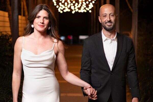 הפעם גם החתן חטף. איזבל ונועם, "חתונה ממבט ראשון" , פיפול פוטוגרפי