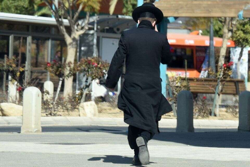 חסידי גור בערד , .