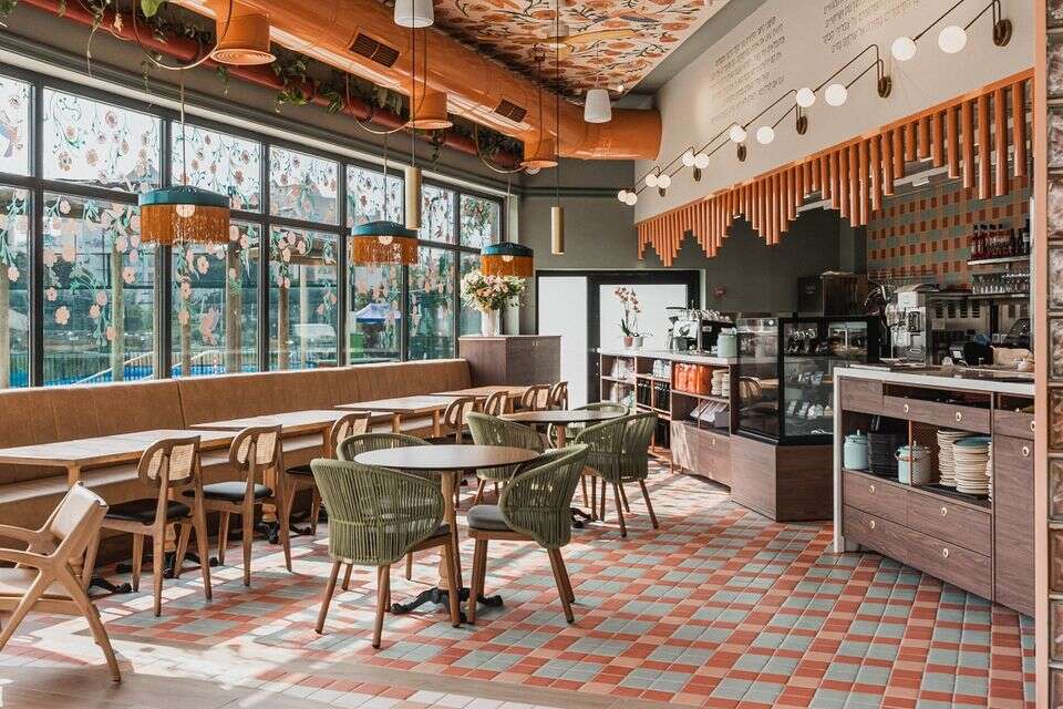 150 million shekels: the exit of "Cafe Gan Sefer"