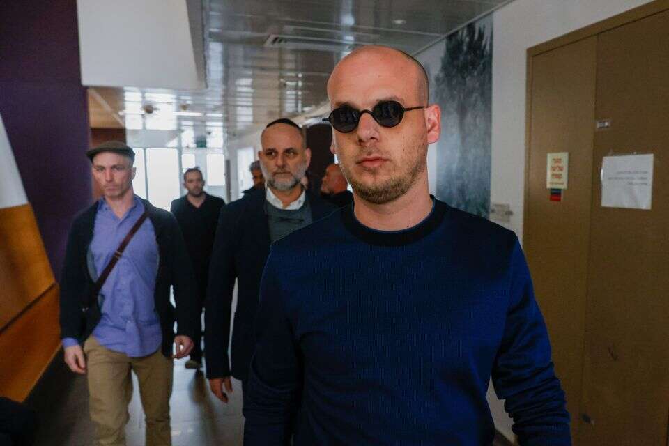 פלדשטיין בבית המשפט , יהושע יוסף