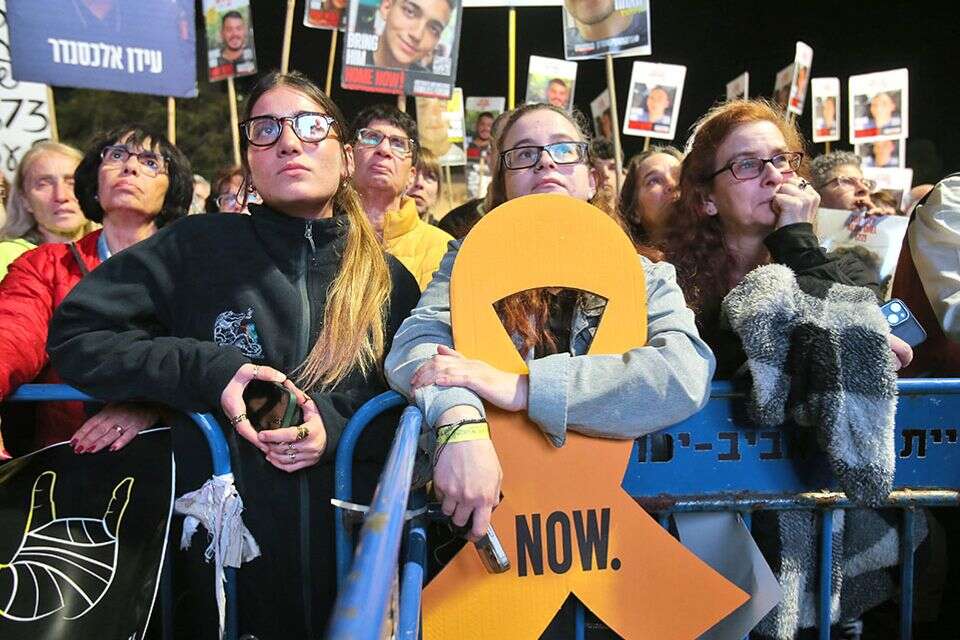 עצרת 500 ימים למלחמה בכיכר החטופים, ארכיון , ללא