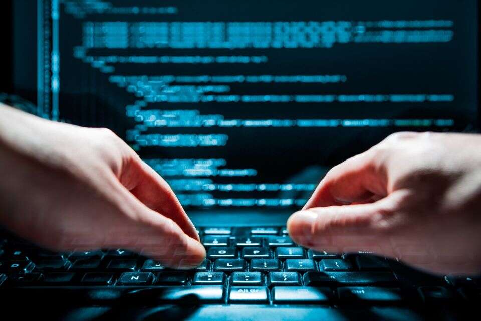 הפרת פרטיות , Getty Images/iStockphoto