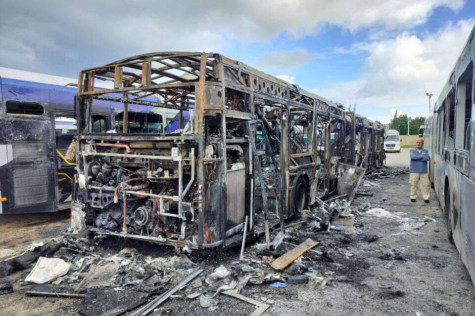 אחד האוטבוסים שהתפוצצו בבת ים, הבוקר , יוסי זליגר
