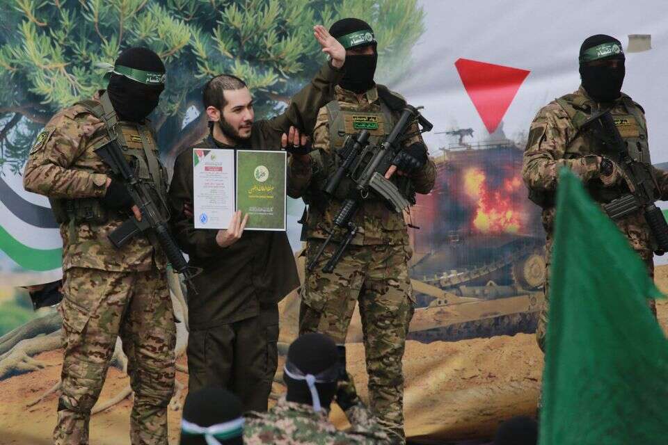 אלי-ה כהן בעת שחרורו משבי חמאס , AFP