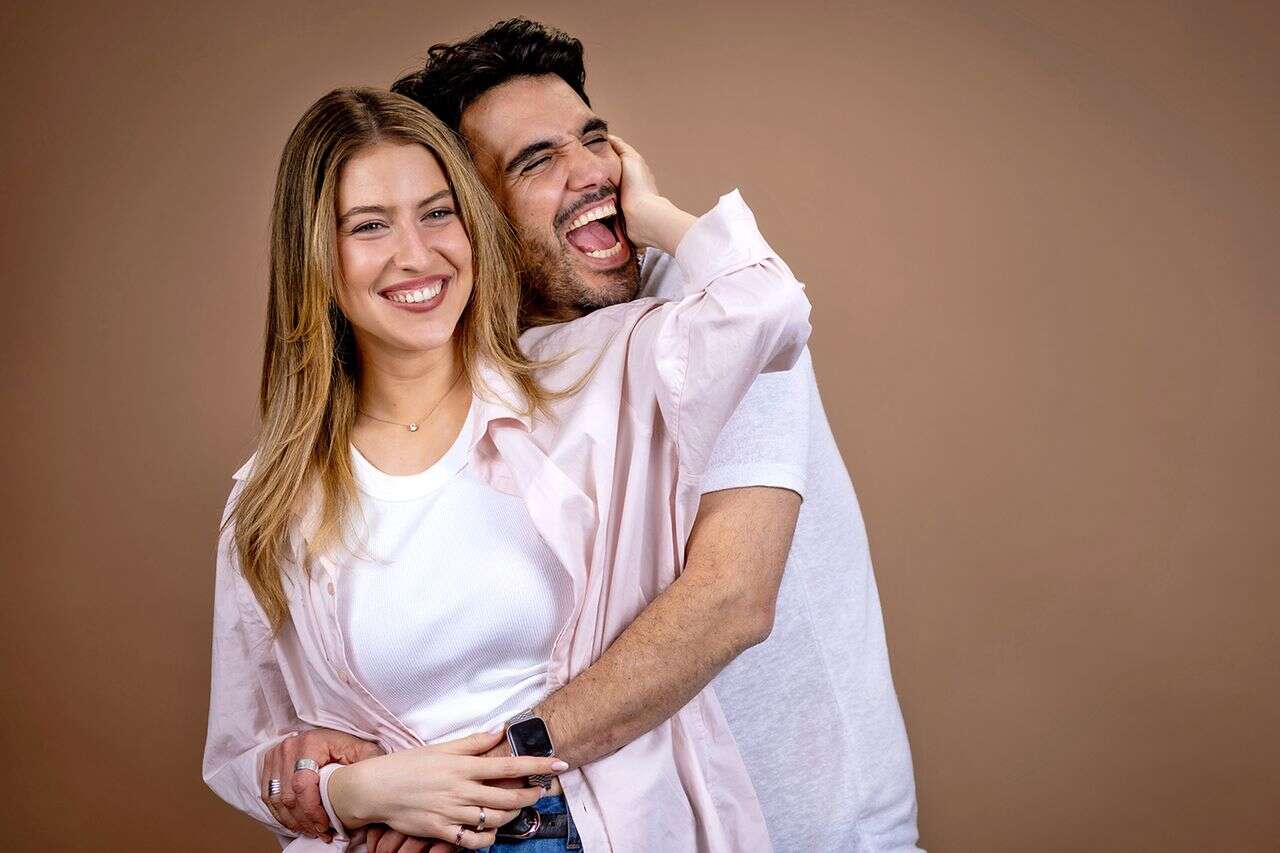 במקרה של אהבת אמת: לשחר יש תשובה מוכנה למי שמפקפק במיניות של בן זוגה ...