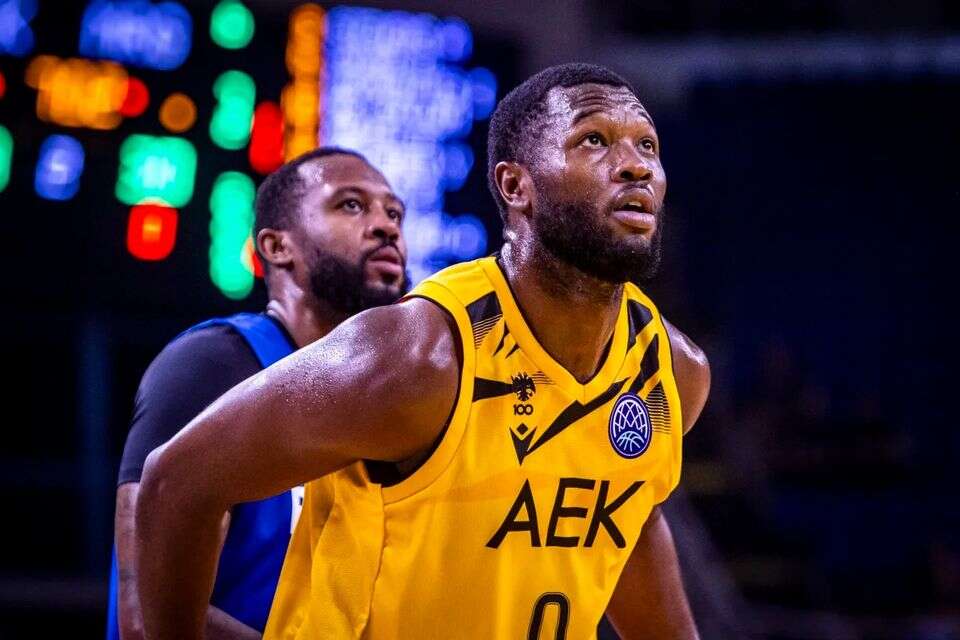 רייקואן גריי , FIBA