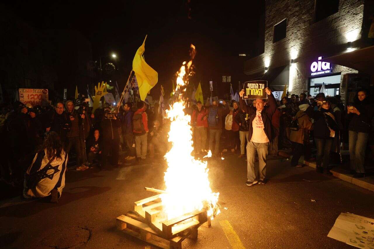 עצרת משפחות החטופים בירושלים: בואש מפזר את המפגינים | ישראל היום