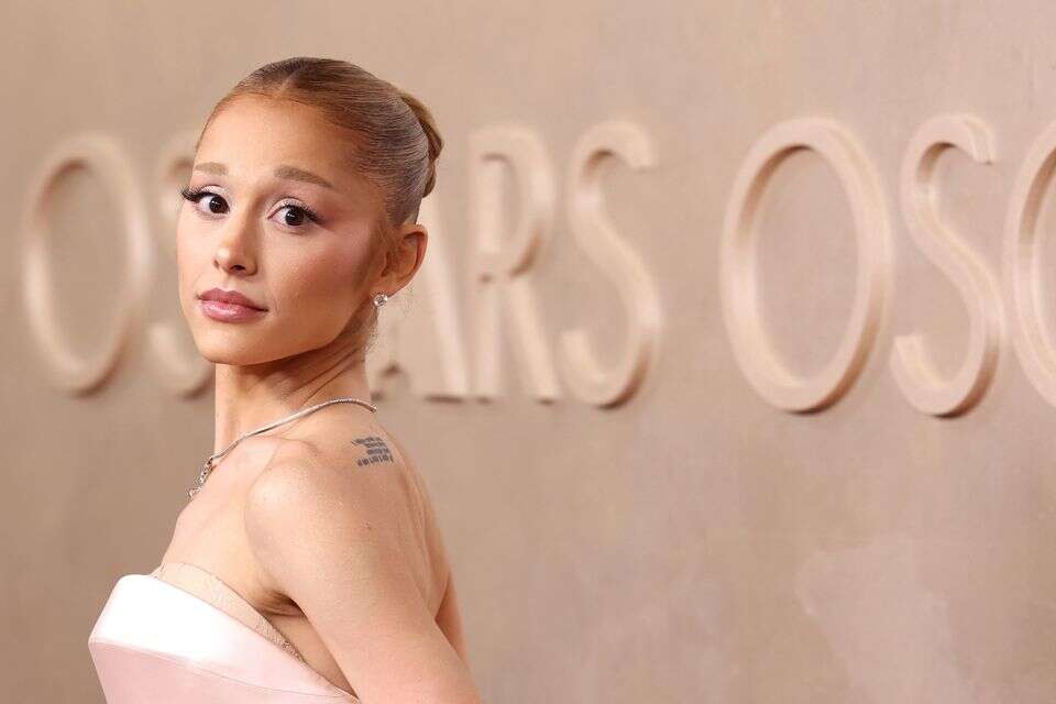 אריאנה גרנדה (מועמדת לאוסקר בסרט "מרשעת") בפתח טקס פרסי האוסקר 2025 , רויטרס