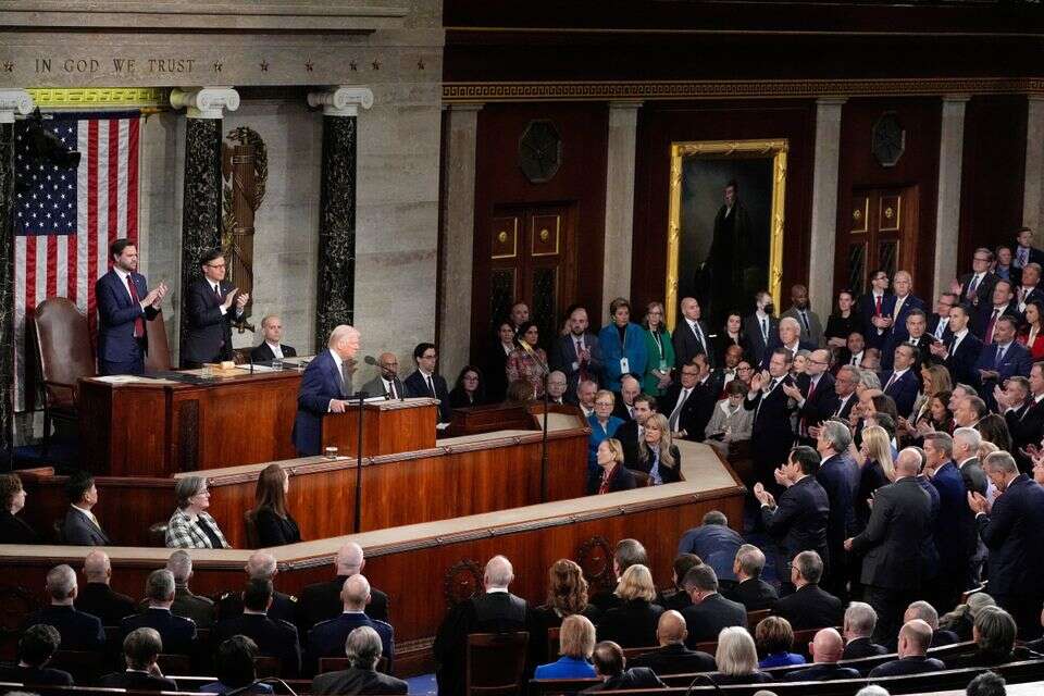 טראמפ נואם בפני שני בתי הקונגרס: "AMERICA IS BACK" , אי.פי