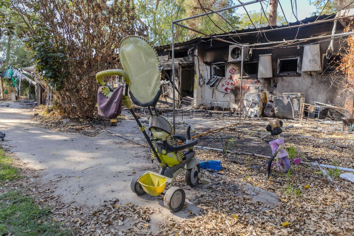 ההריסות בקיבוץ ניר עוז אחרי 7 באוקטובר , לירון מולדובן