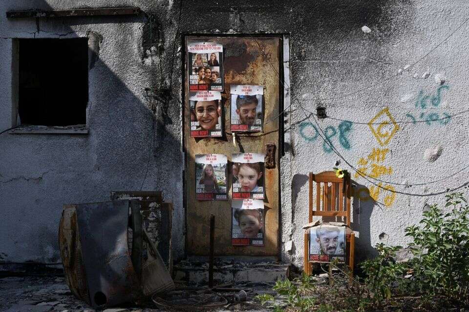 ההריסות בקיבוץ ניר עוז אחרי 7 באוקטובר , אפרת אשל