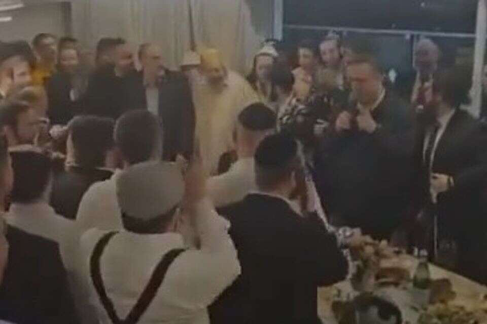 שר הביטחון ישראל כ"ץ: "לא ניתן לפגוע בעולם התורה" , בחדרי חרדים