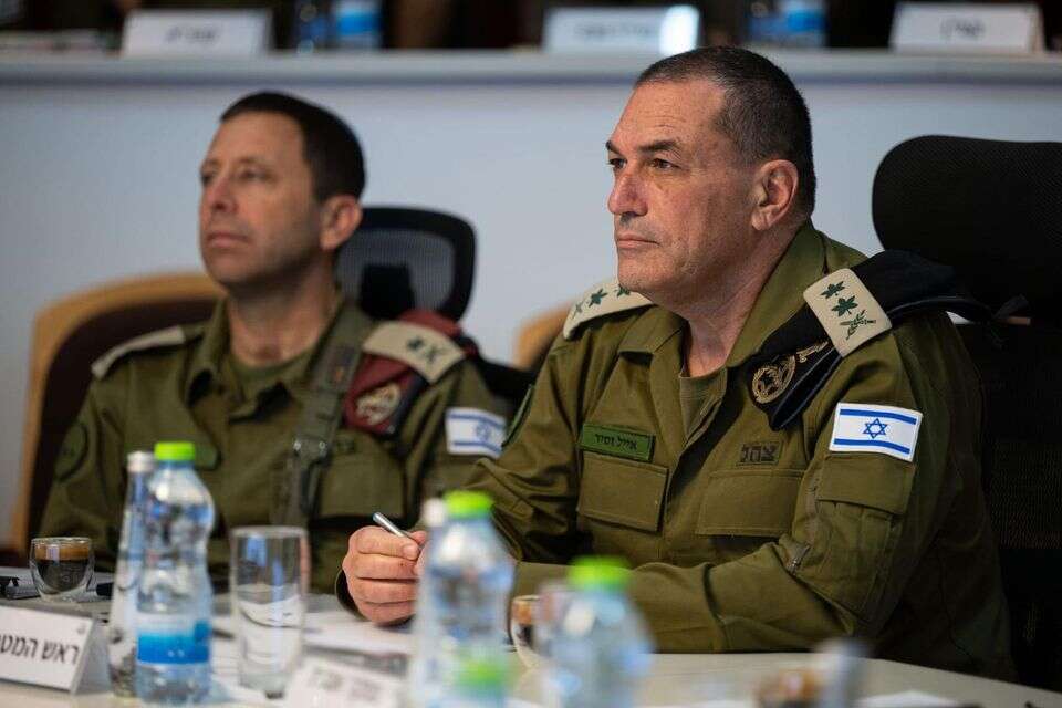 הרמטכ״ל, רב-אלוף אייל זמיר, מפקד פיקוד המרכז, האלוף אבי בלוט , דובר צה"ל