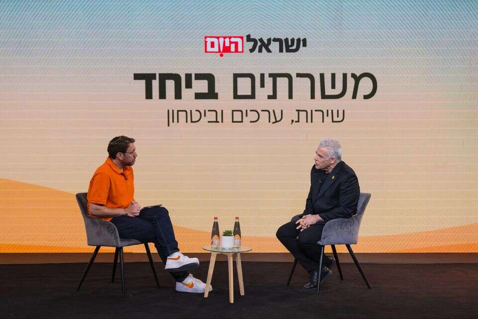 יו"ר האופוזיציה לפיד ל"ישראל היום": "השתמטות הפכה לעסק כלכלי בחסות הממשלה"