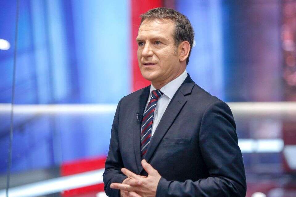 דני קושמרו , אורן בן חקון