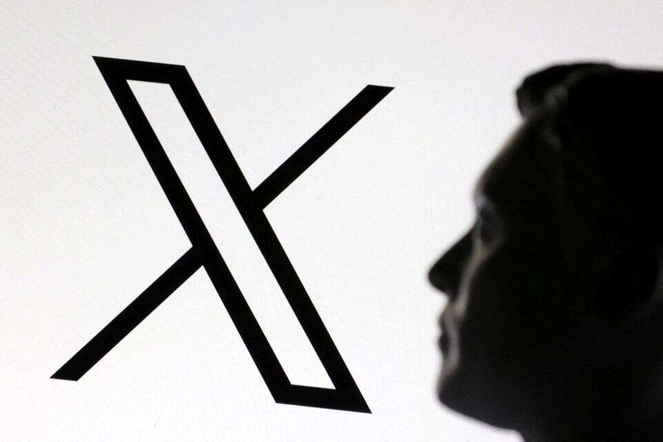 X , רויטרס