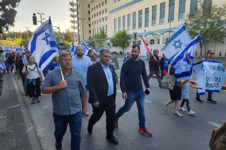 השר אופיר סופר בצעדה בירושלים , חנן גרינווד