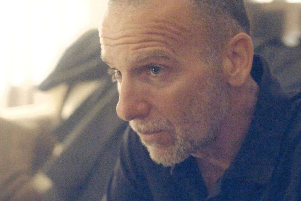  מתוך הסדרה "אזהרת מסע: אתונה" , רשת 13 ונטפליקס