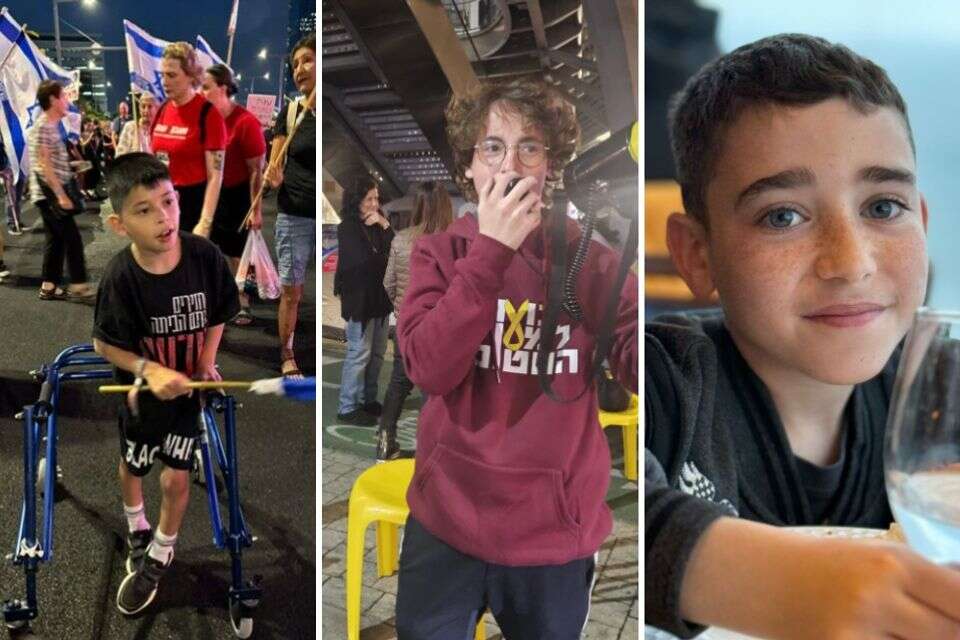 שלושה מהזוכים ב"אות החוסן לילדים ונוער" רג׳ואן ספדי (מימין), יואב רוזנטל (באמצע), הראל הנדין (משמאל) , שרי בן נון, מטה משפחות החטופים, אלבום פרטי