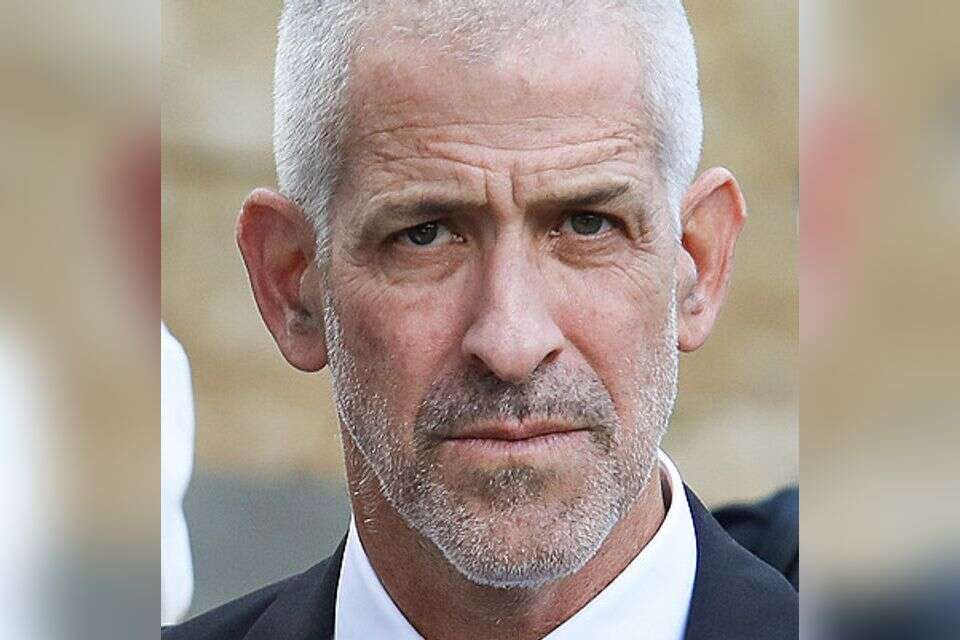 תלוי בבג"ץ. רונן בר , מארק ישראל סלם