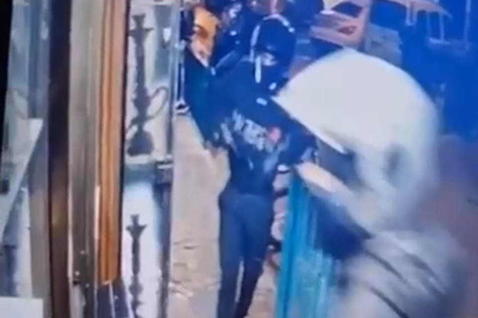 תיעוד הרצח המשולש ברמלה  , מצלמת אבטחה 