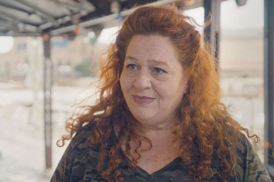 אסתי זקהיים ב"תמונות יפואיות"
, באדיבות סרטי יונייטד קינג/צילום טל שרעבי