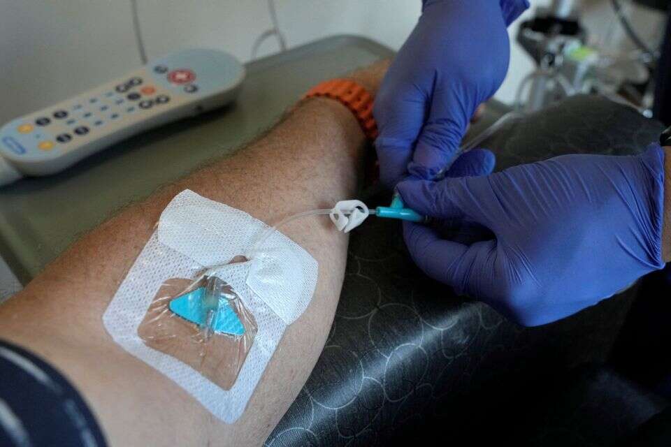 טיפול לחולי סרטן , רויטרס