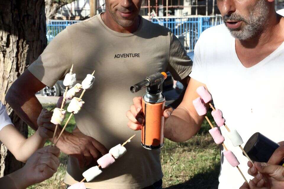 שורפים מרשמלו על גזייה (ארכיון) , גדעון מרקוביץ