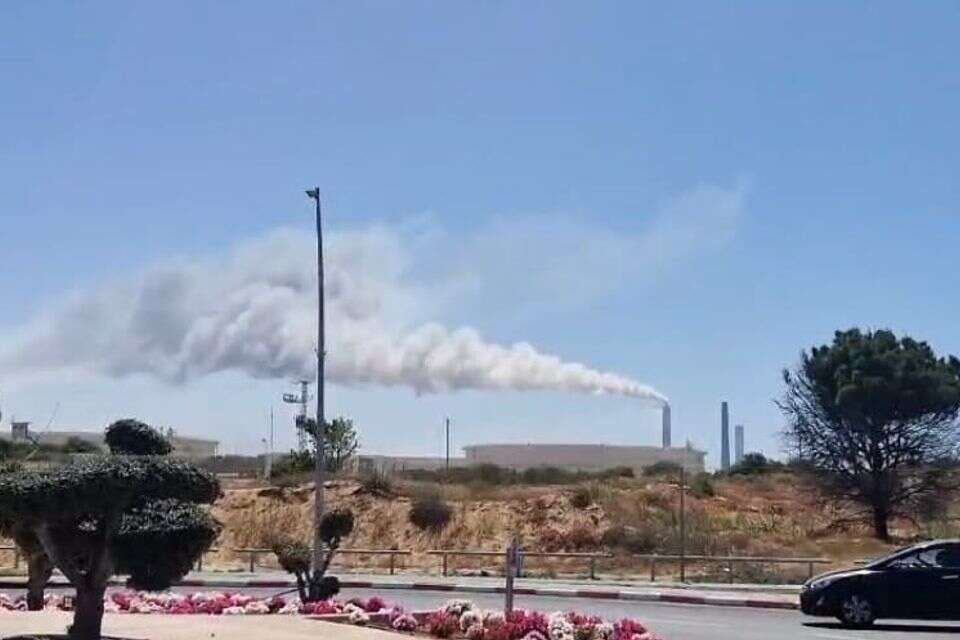 שריפה בתחנת הכוח רוטנברג אשקלון , כבאות והצלה אשקלון