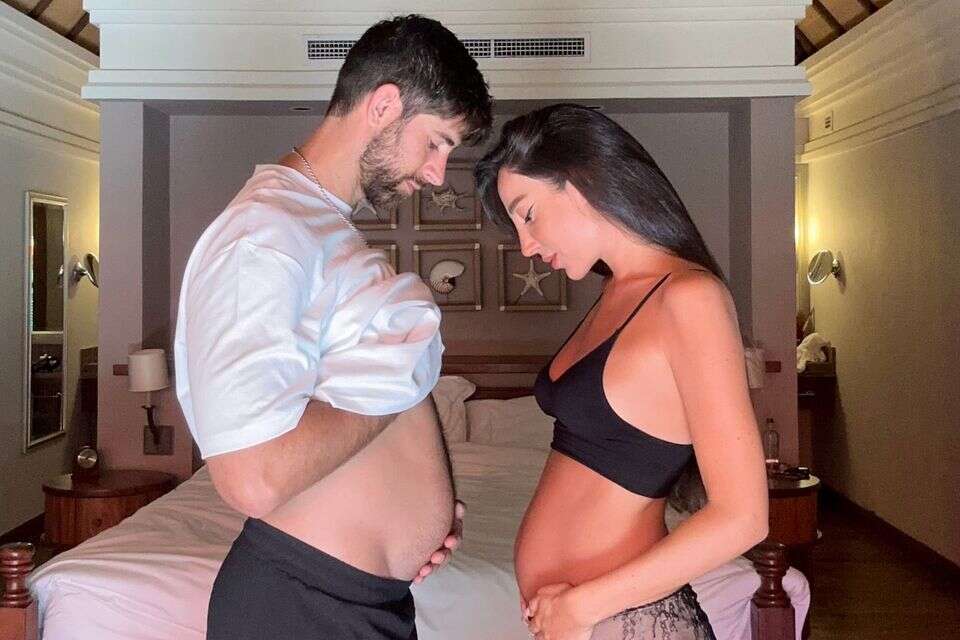 הורים. טליה עובדיה ושחף רז בהיריון , צילום פרטי