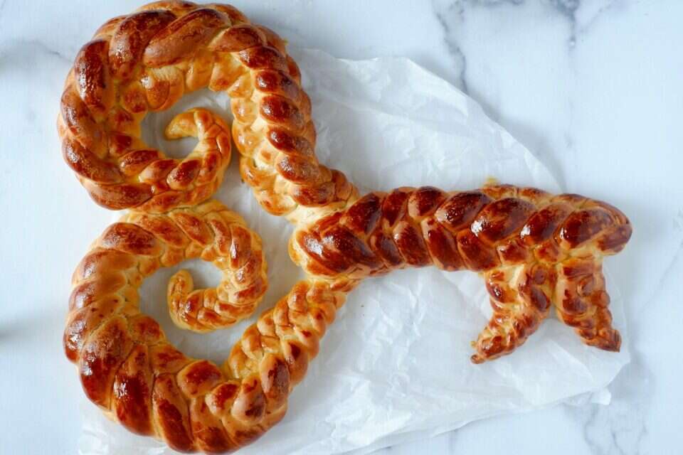 חלת מפתח לתפארת , ליאת נעמי שירית
