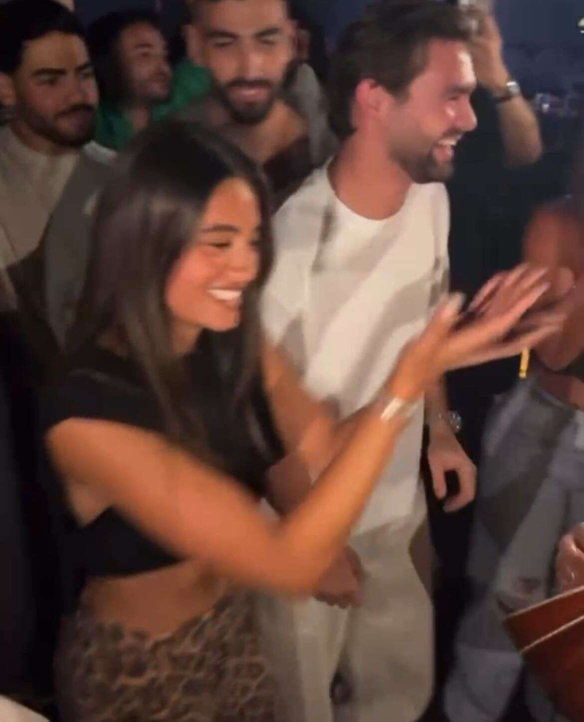 עם הבחור החדש: שחר חיון חוגגת