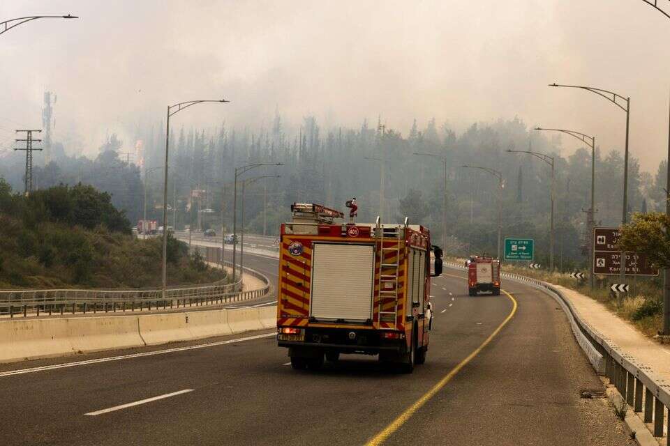 מאמצי כיבוי השריפות , אורן בן חקון