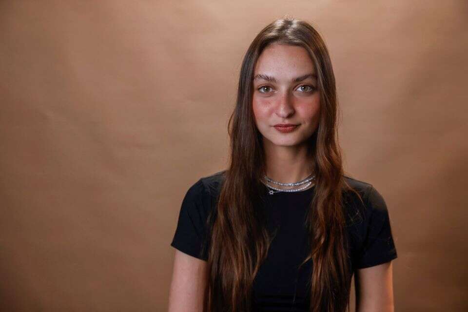 "אני לא יודעת אפילו איך הקול של אבא נשמע, אבל אני עדיין מאוד מחוברת אליו". תמר צונץ , יהושע יוסף