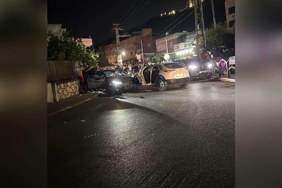 חילופי אש על בין משטרה לעבריינים, שוטר נפצע , 27א
