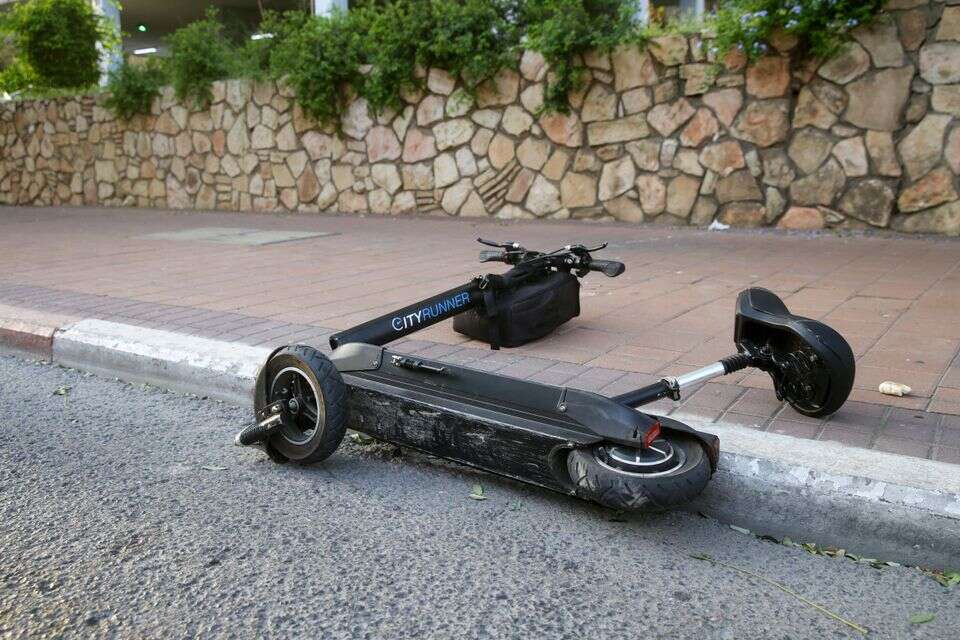 קורקינט חשמלי (אילוסטרציה) , לירון מולדובן