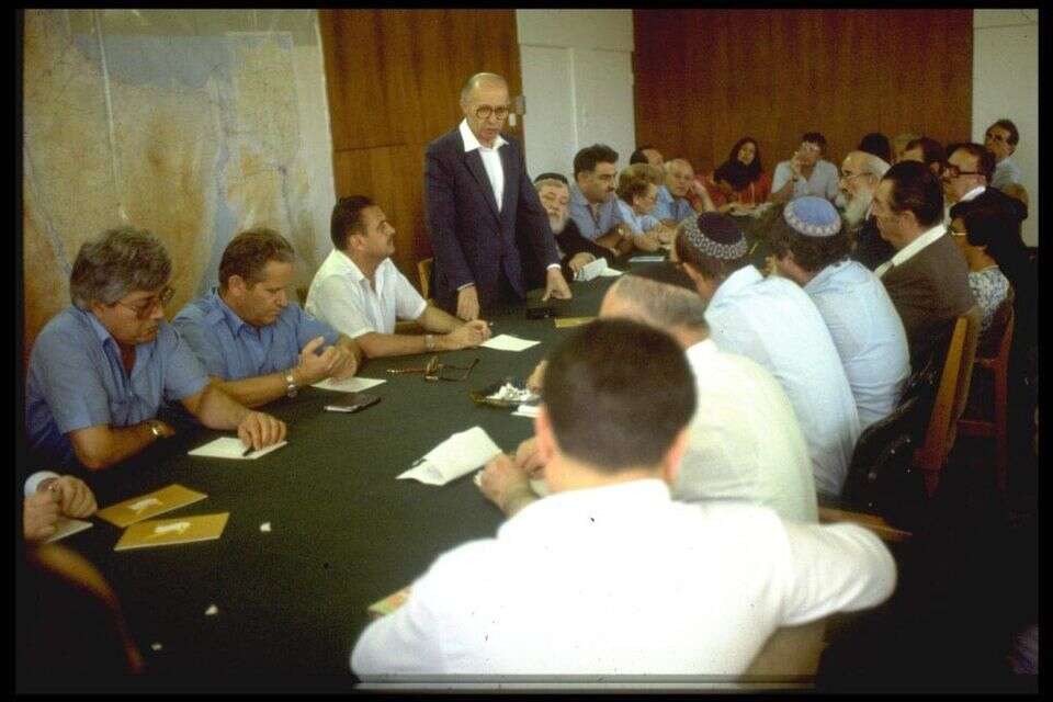 התפטרות מנחם בגין , נתי הרניק, באדיבות לע"מ