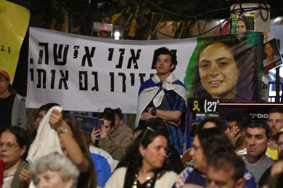 עצרת משפחות חטופים בכיכר החטופים בסימן יום הזיכרון , גדעון מרקוביץ'