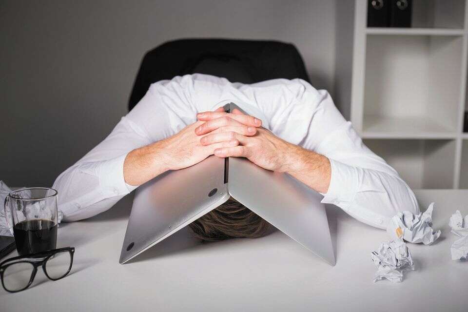 סובלים במקום העבודה? כך תוכלו לשפר את מצב הרוח , GettyImages