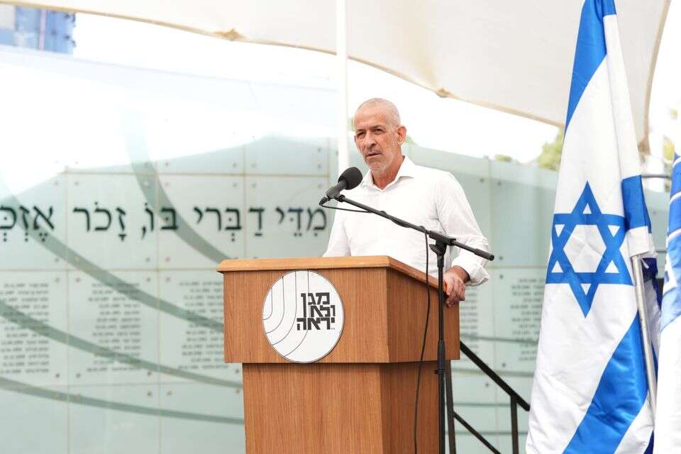 ראש השב"כ רונן בר , תקשורת שב"כ