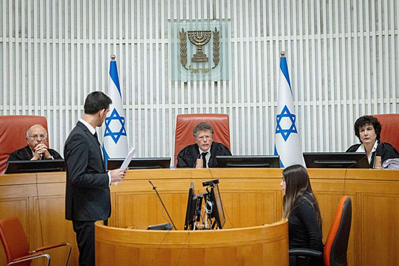 ההחלטה האחרונה של בית המשפט העליון מעידה שהשופטים עדיין לכודים בנרטיב ...