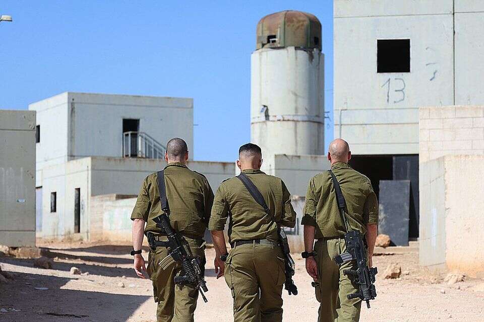 מילואימניקים , דו"צ