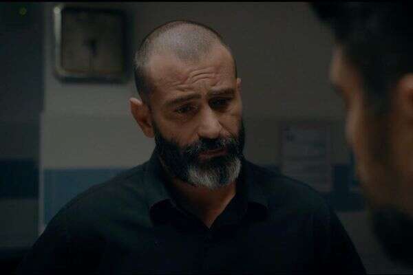 "הראש". יהודה לוי , קשת 12