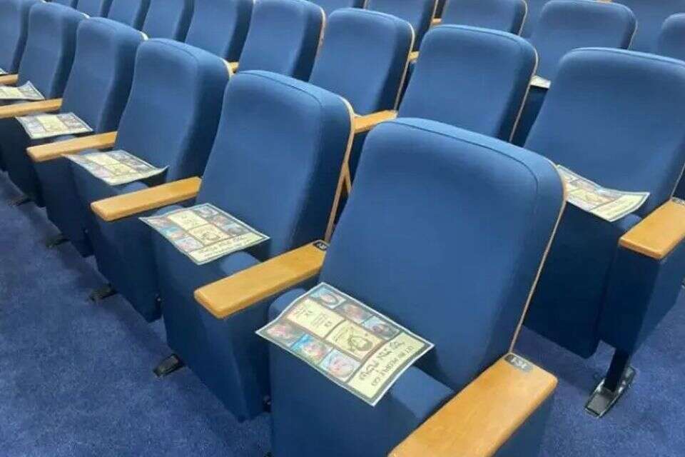 העלונים עם תמונות החטופים שהופצו בבית הכנסת בהרצליה , רשתות חברתיות, שימוש לפי סעיף 27 א'