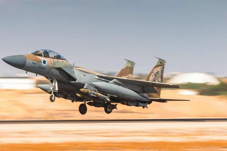 המראת מטוסי קרב לתקיפה בתימן (ארכיון) , דובר צה"ל
