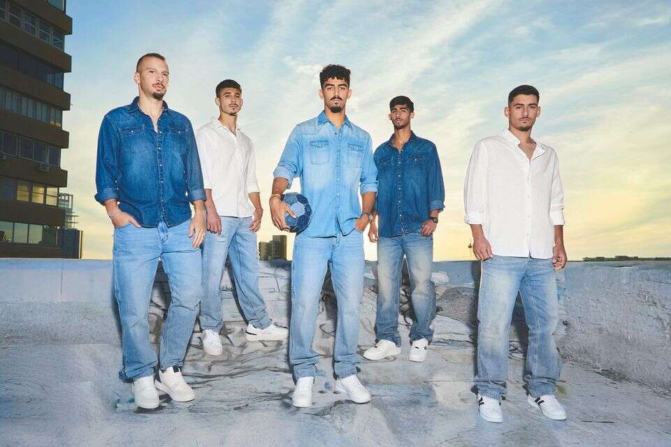 נבחרת כוכבי הכדורגל של לי קופר , שי תמיר